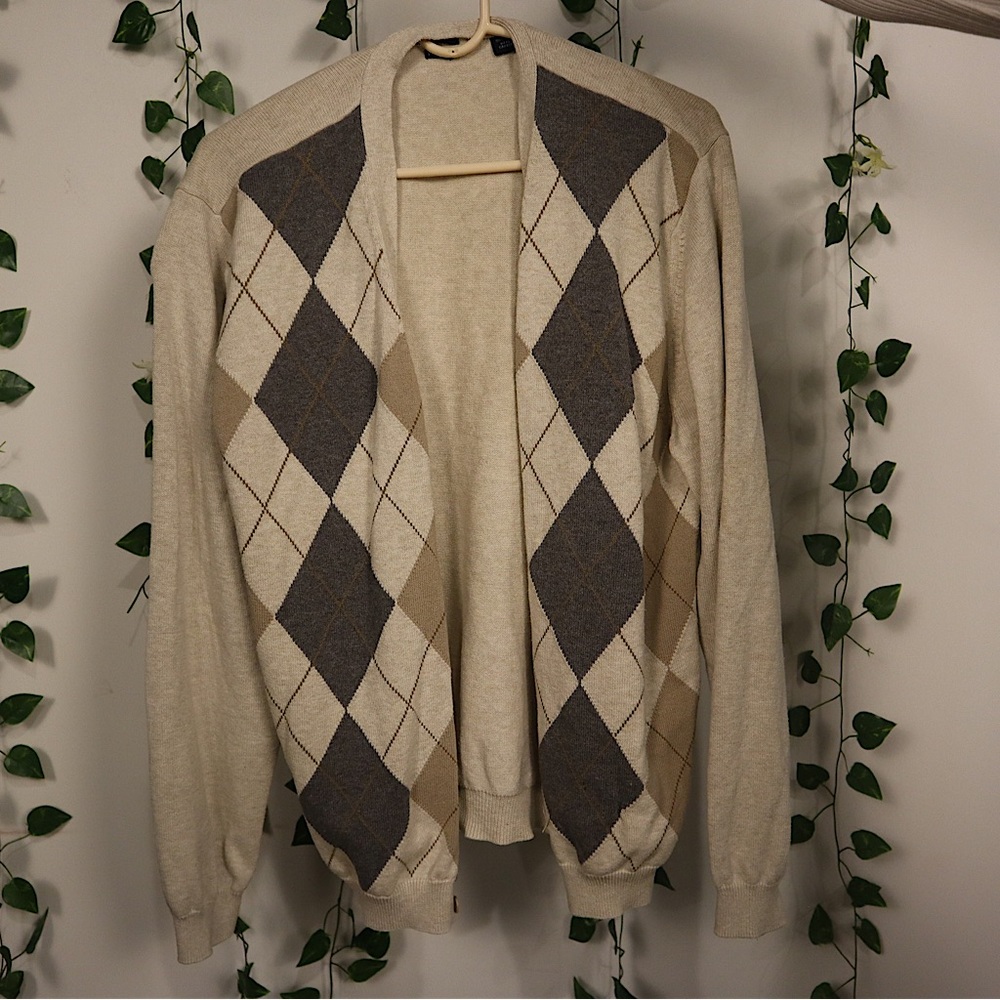 Van Huesen Knit Argyle Cardigan | Beige and Grey | Unisex | Oversized